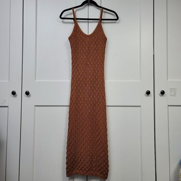 And Now This crochet dress - Picture 3 of 8